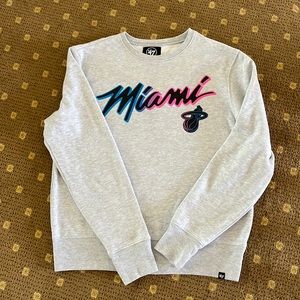 LONG SLEEVE SWEATER SIZE MEDIUM